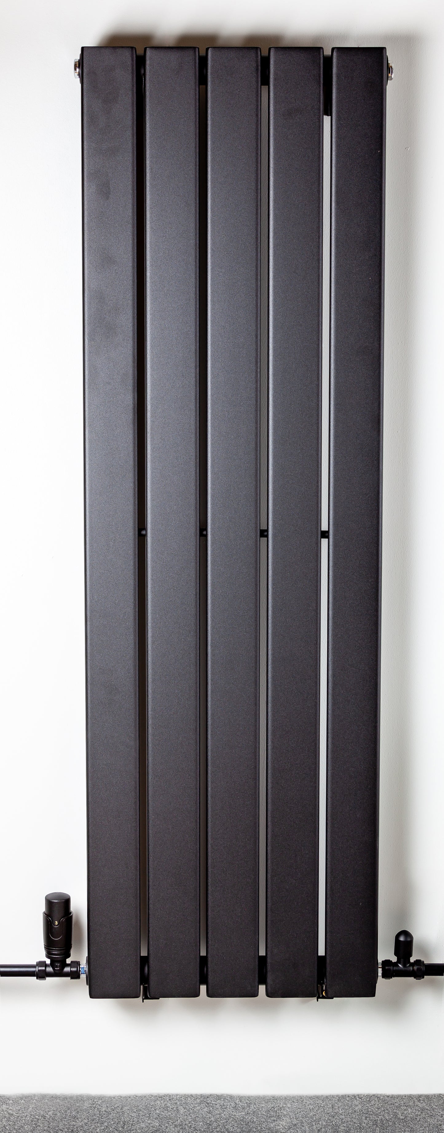 Matt Black Straight Towel Rail Thermostatic Radiator Valves TRV Lockshield pr TCTRVSB