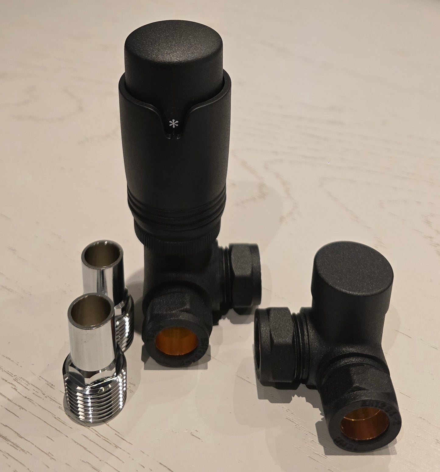 Matt Black Corner TRV Thermostatic Radiator Valves Angled Pair 15mm x 1/2" TC-TRVCB