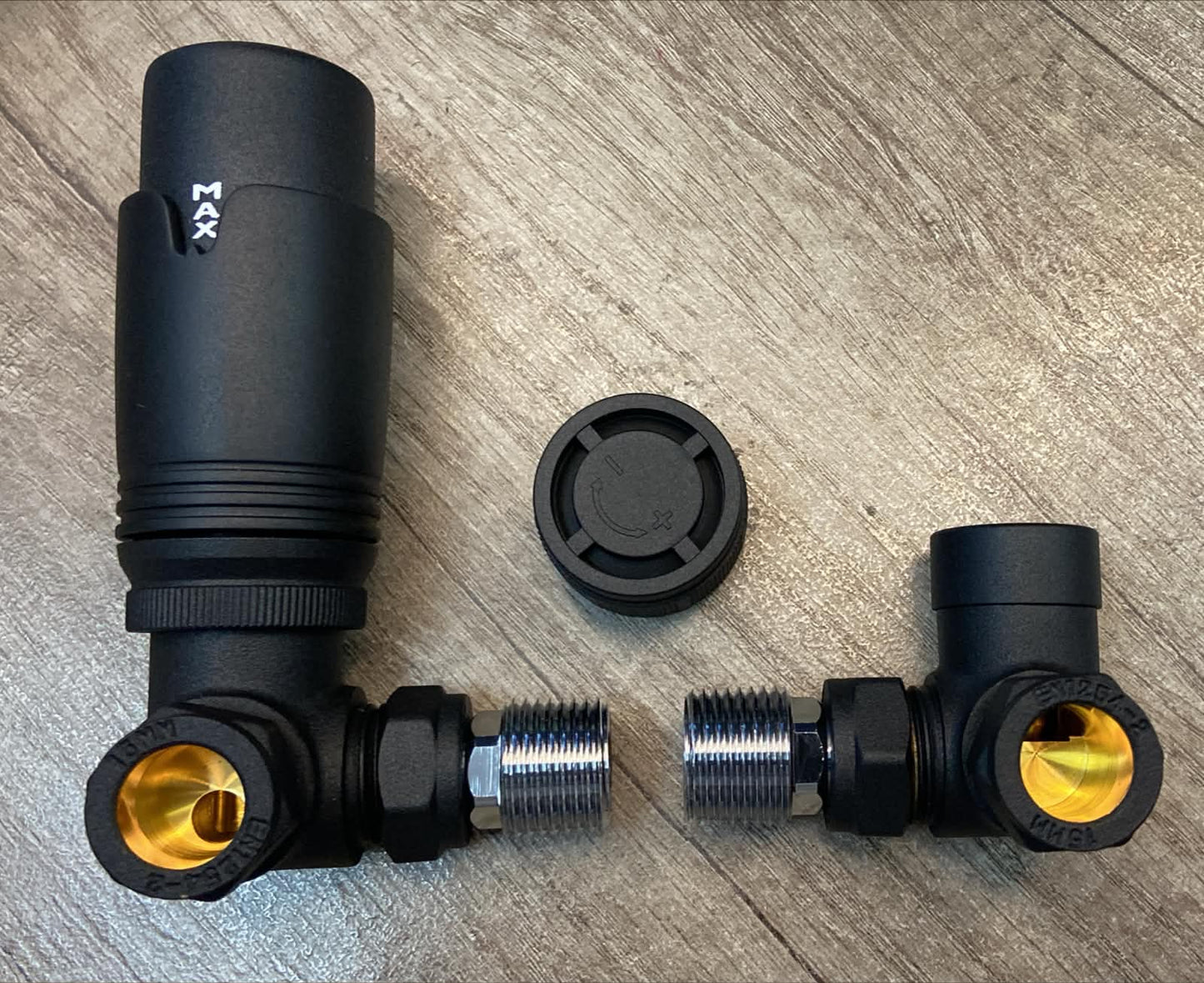 Matt Black Corner TRV Thermostatic Radiator Valves Angled Pair 15mm x 1/2" TC-TRVCB